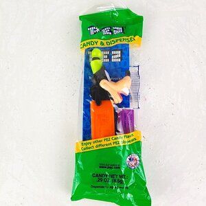 PEZ Pluto Disney Candy & Dispenser NWT